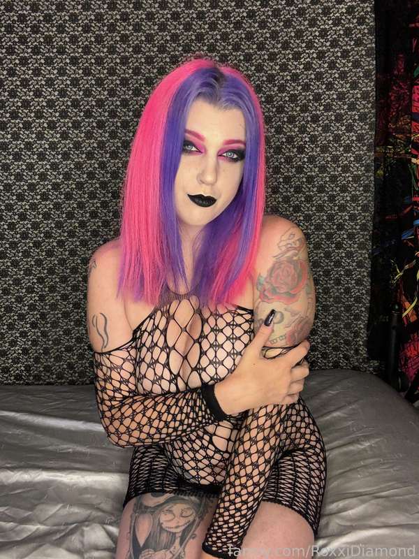 Roxxidiamond - Fansly - 17 Sep, 2024 19