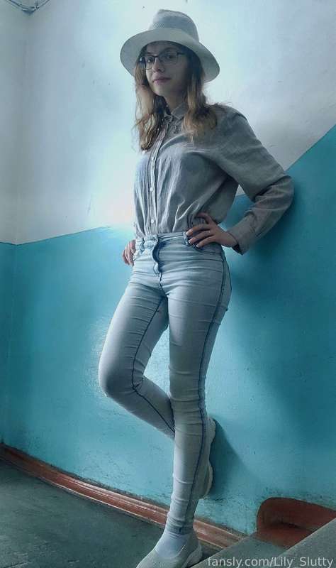 Lily_Slutty - Fansly - 08 Jun, 2024 1