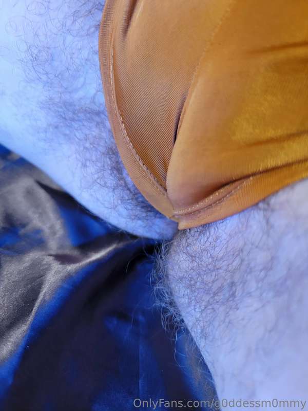 One sexy ass camel toe 😍 😋 2