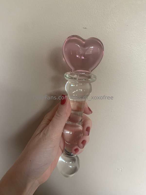 One of my subscribers bought me a new toy on my Amazon wishl..