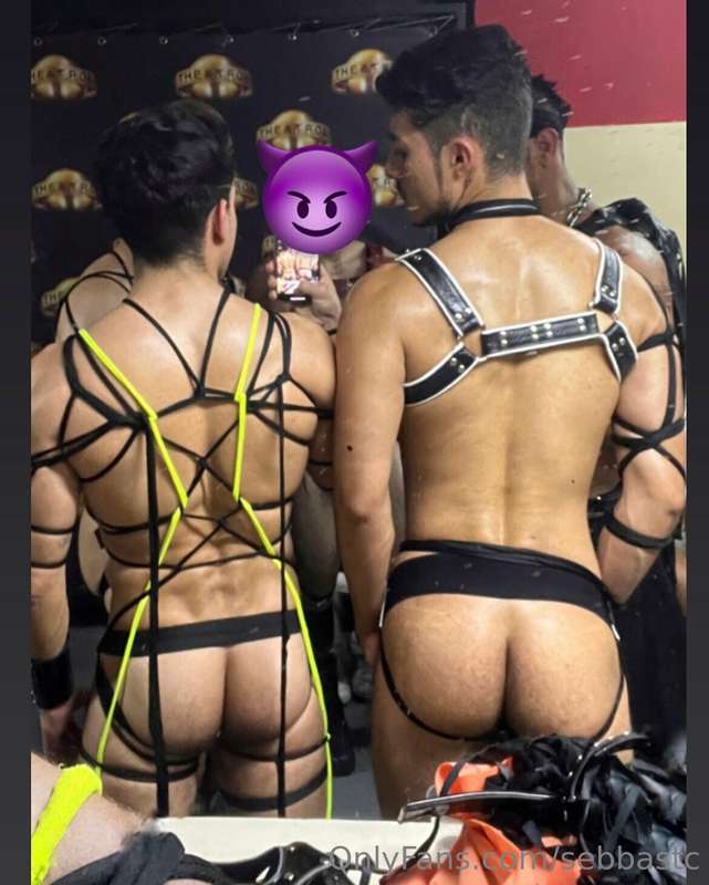 Para los amantes del cuero y lo erotico, una muestra de un e.. 2
