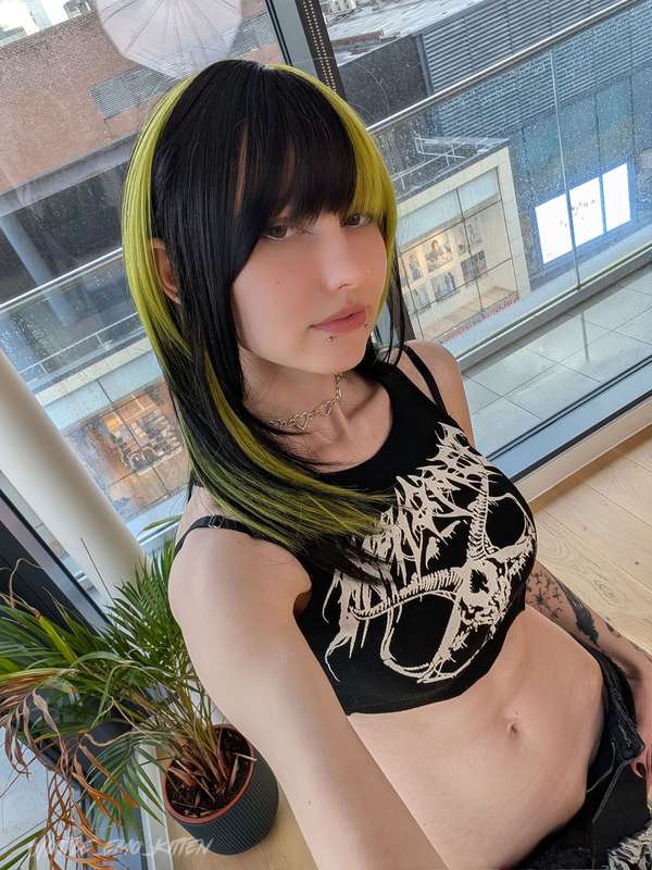 Little_Emo_Kitten - Fansly - 25 Feb, 2025 16