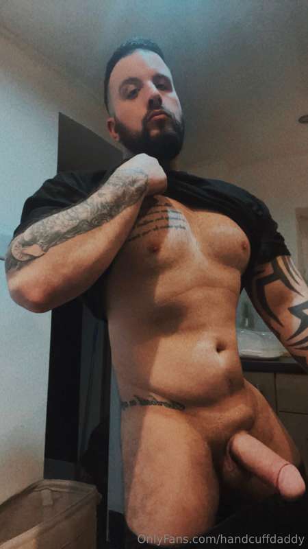 Happy Wednesday! Swipe right 🫦➡️ 2