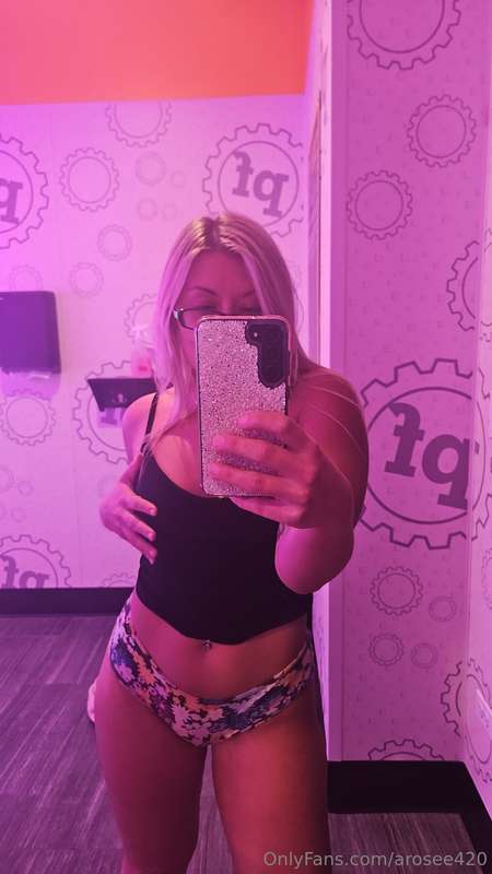 😍 1