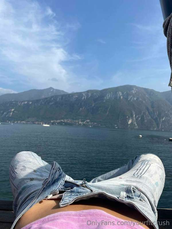 Loving the view?? 😅😻🔥
