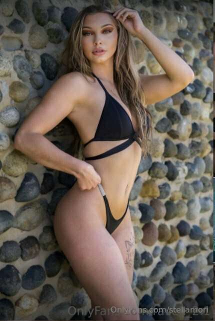 @raven_2.1 IS THE KINKIEST AND HOTTEST GIRL ON OF  😍 😈 Guara..