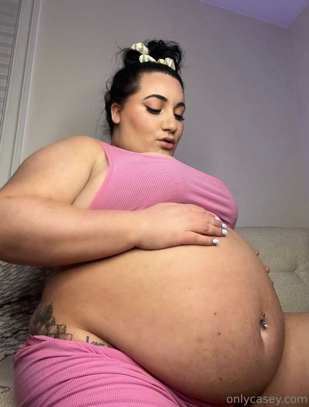 What have I done to myself? 🥰🥵 I’m so bloated and swollen wi.. 3