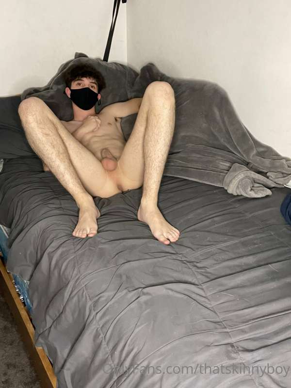 Just laying here naked :)) some shots of my feet and hole to.. 12
