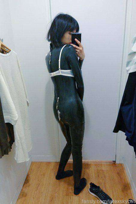 Latexskycat - Fansly - 06 Jan, 2025