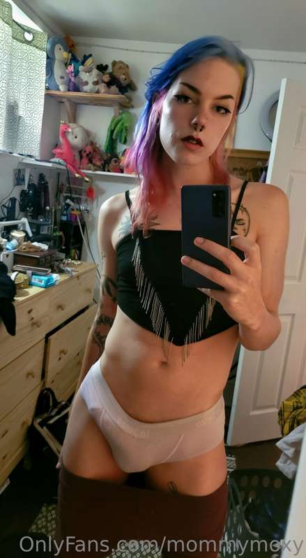 Do these pants make my dick look fat? 🧐 5
