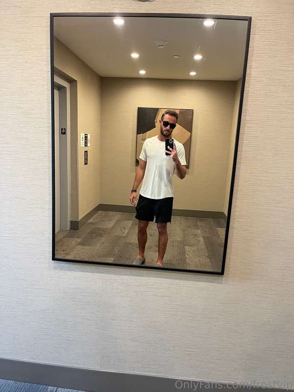 Frostvip - Onlyfans - 04 Nov, 2024