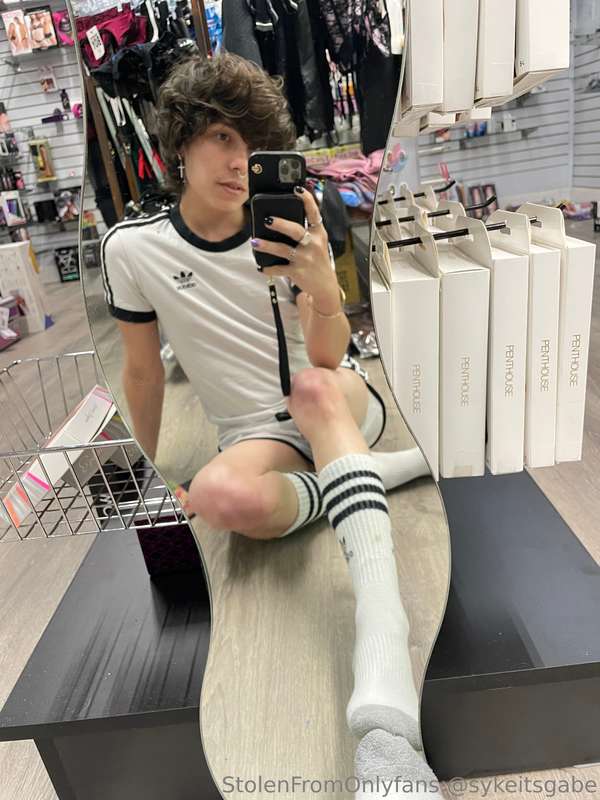 Work gets boring af ~ gotta spice it up 😈 Perks of being a s.. 15