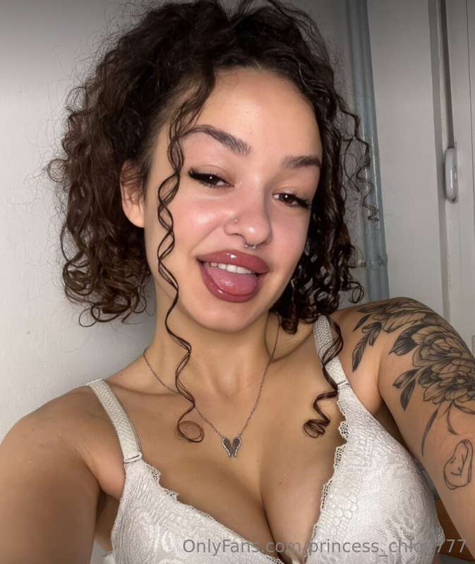 This beauty @dollbella will with her tight holes only for yo..