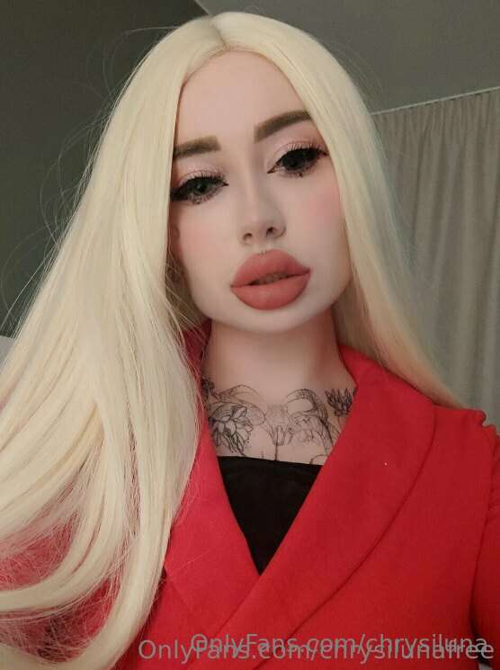 Red💖💖 is not only the colour of passion and love💕💕💕 but also..