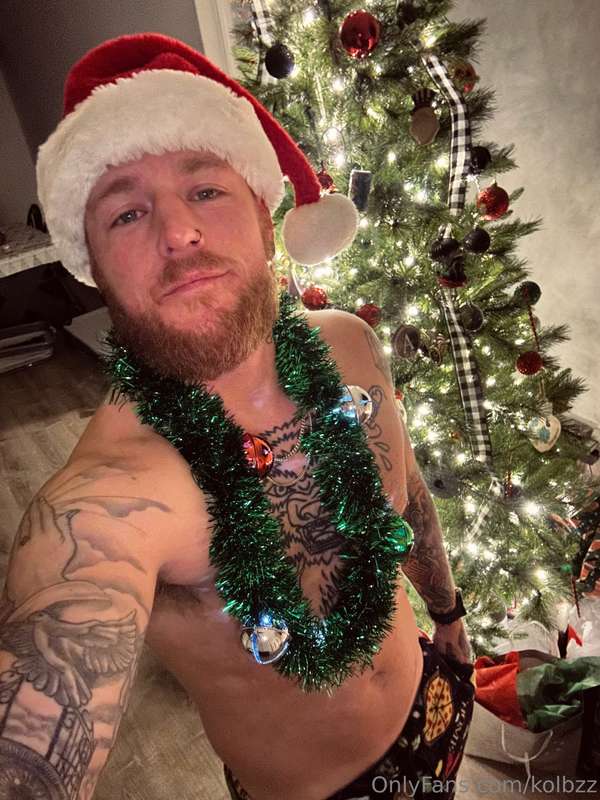 Consider this the preview of my last post. 🎄🎅🏼😏 2