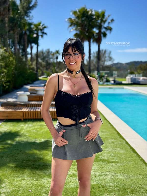 Ready for our date, where will you take me?  3