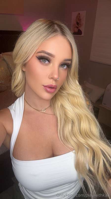 Let's talk! Head over my VIP page and let's connect 🥰
