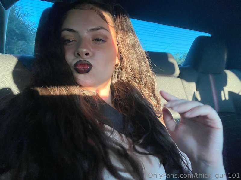 Thick_Gurl101 - Onlyfans - 22 Sep, 2024 3