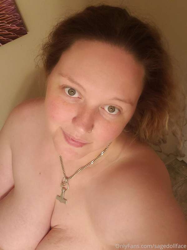 Feeling like a handful today 😘