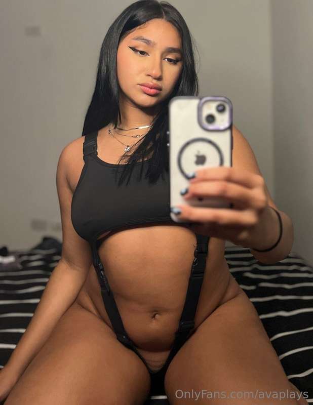 These curves aren’t just for looking at—they’re for explorin.. 2