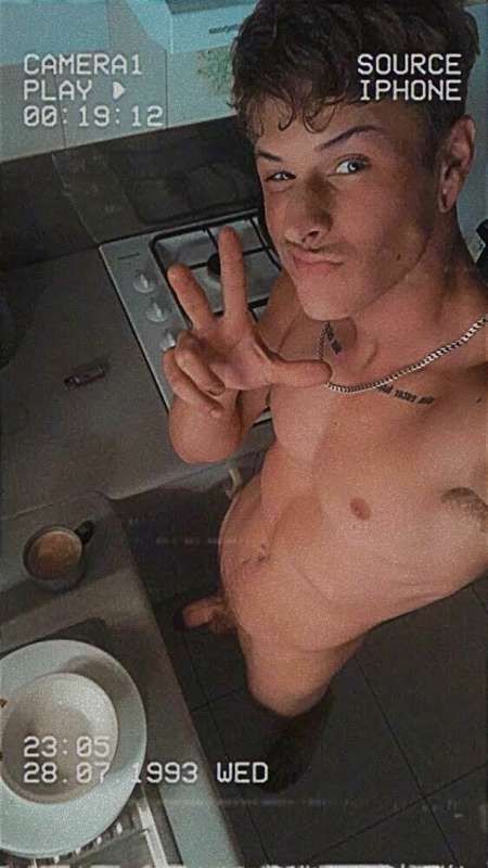 Who wants that hot cock on @san.maricon? 🔥🍆
https://onlyfans..