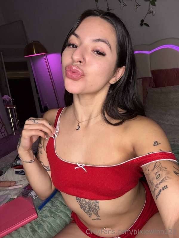 🔴Liveeeee!! https://onlyfans.com/pixiewinn222/live