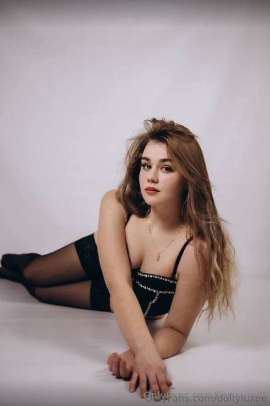 💖FREE SUBSCRIPTION ONLY TODAY @dollyluxee 💖 She's so kinky f..