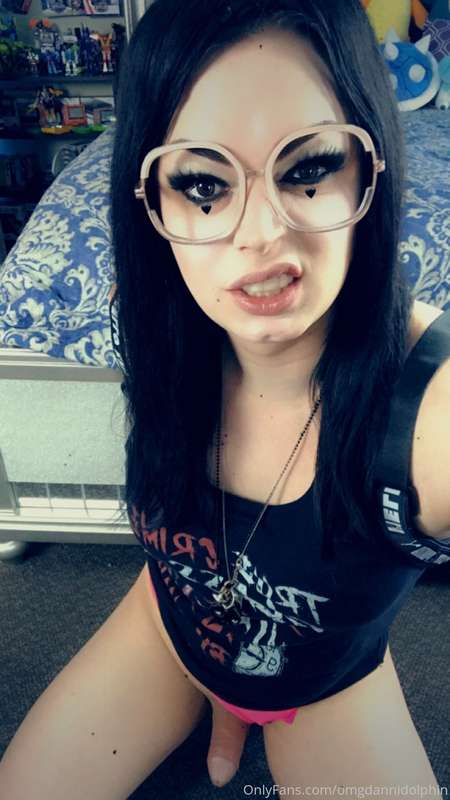 Dork for life 🐬🤓 2