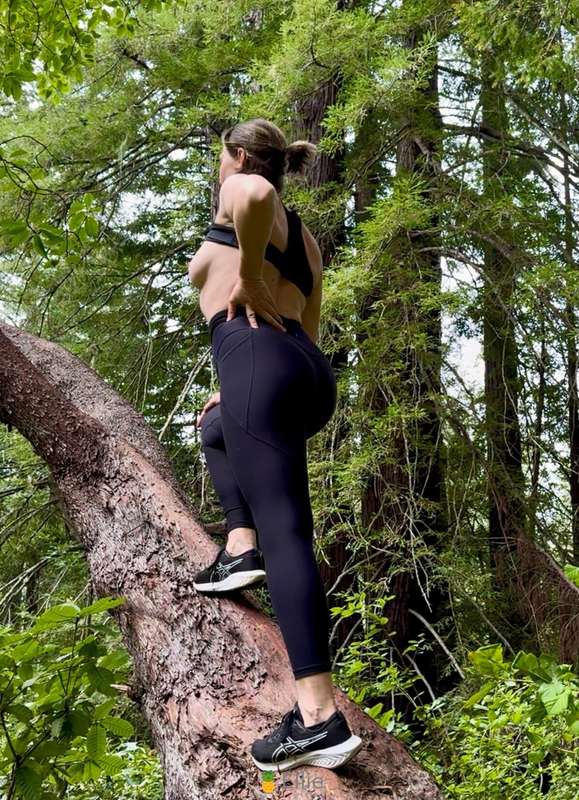 Your favorite adventure girl striking a pose. Did I mention ..