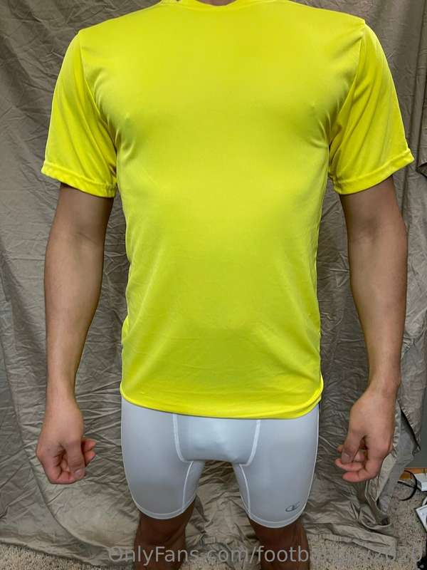 The horny private and his VPL and beefy ass! Set 2 2
