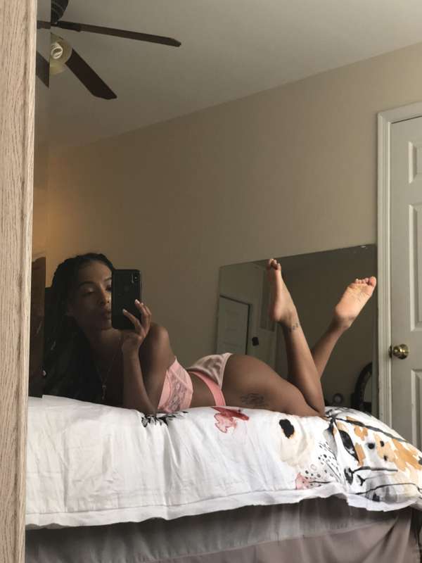 👣👣👣