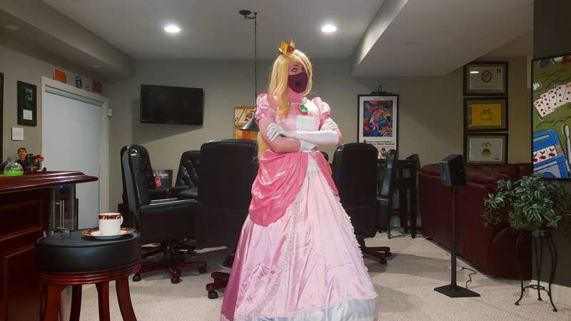 Here's another Classic Peach. This should be Very fun. >:) 24