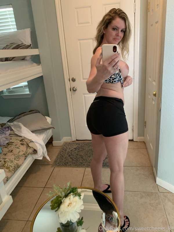 Going to the pool with the kids. I’ll be in the hot tub sipp.. 7