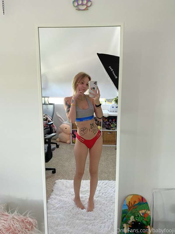 Good morning !!😋🥰 okay for today’s set, do you want a JOI or.. 4