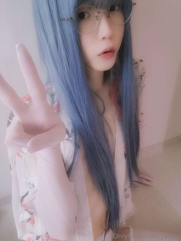 It was so hot that I took off my clothes and went to sleep, .. 8