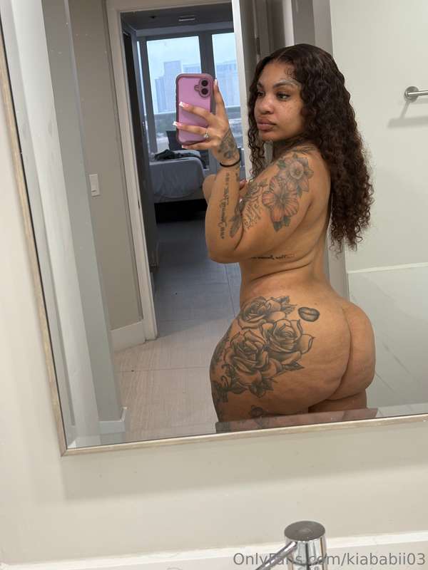 I love being naked 🥴🤪 4