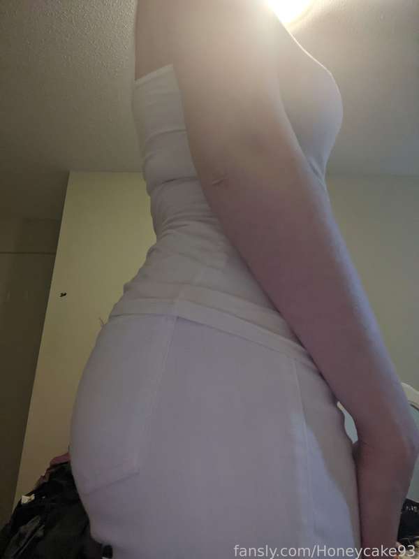 Honeycake93 - Fansly - 07 Sep, 2022 48