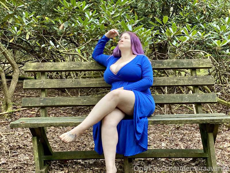 This dress definitely fit* though! 

*made my boobs look awe.. 16