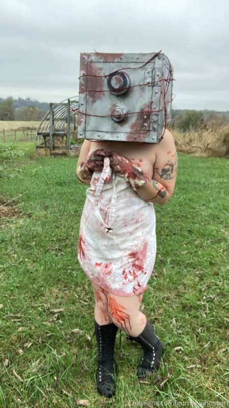 I’m the Keeper from the Evil Within! 🔨 but I’d like to be th.. 29