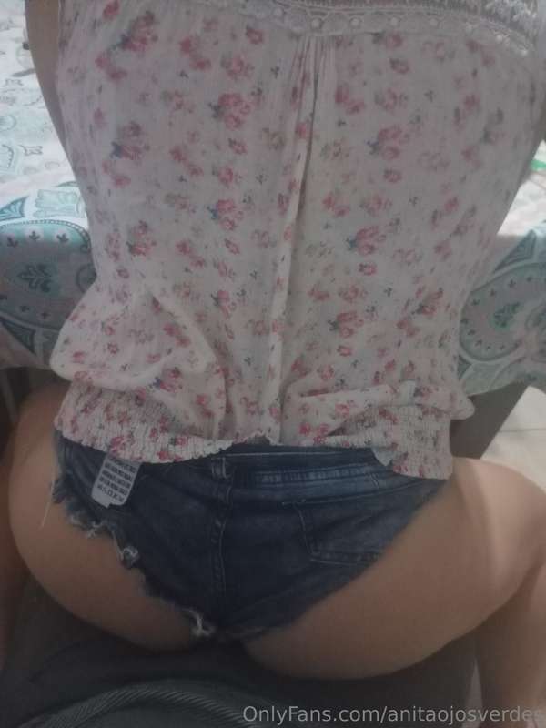 Anitaojosverdes - Onlyfans - 24 Oct, 2024