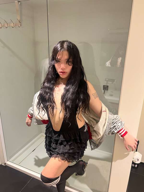 how is everyones night tonight? im so horny and want to talk..