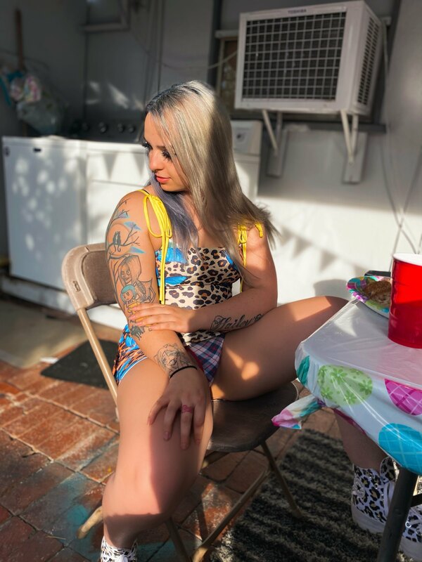 Would You Let Me Be Around Your Family???
I’m A Good Girl I .. 1