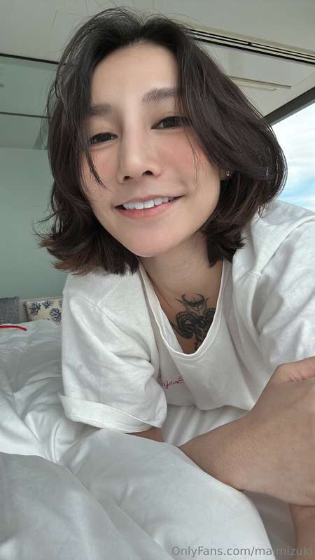 A lazy day with me but we can make it very naughty too! 😈🥵