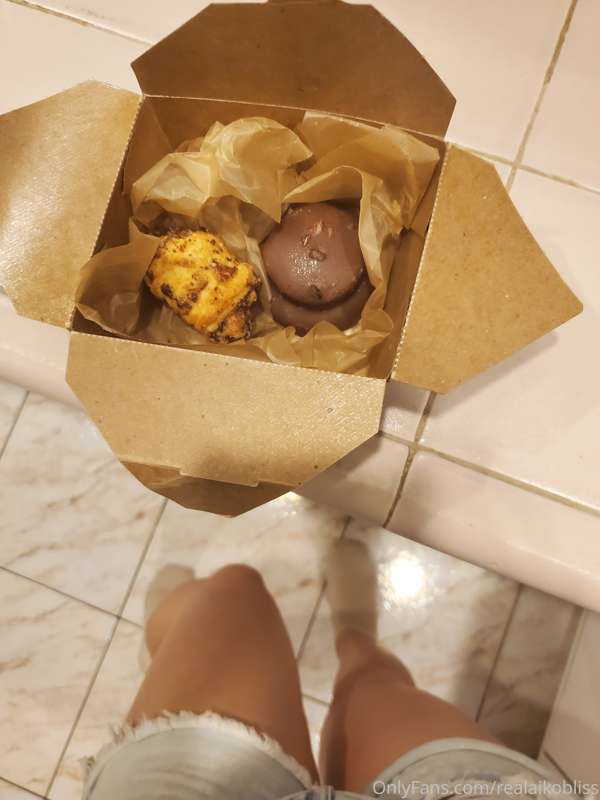 I got a sweet snack just like you guys 🥰