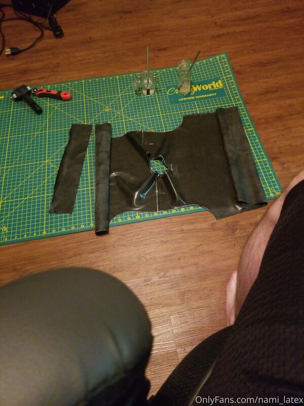 Finally gathered the willpower to work on the catsuit