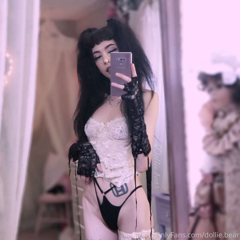 🧷 plz bite and lick me