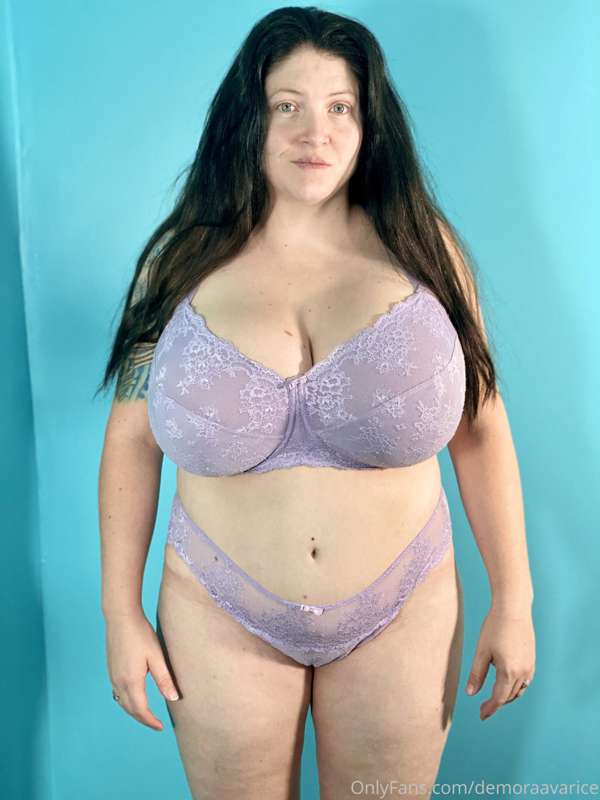 Yea that 34O/34K definitely doesn’t fit well anymore 😂 so I ..