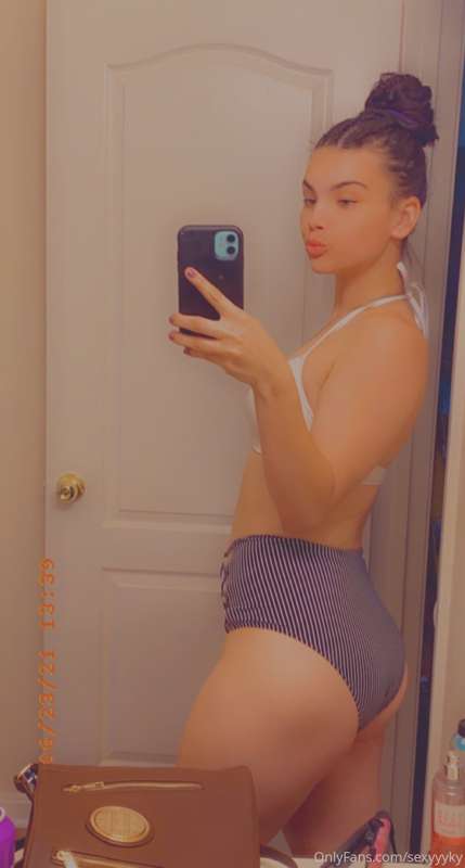 Wish you was swimming with me 💙