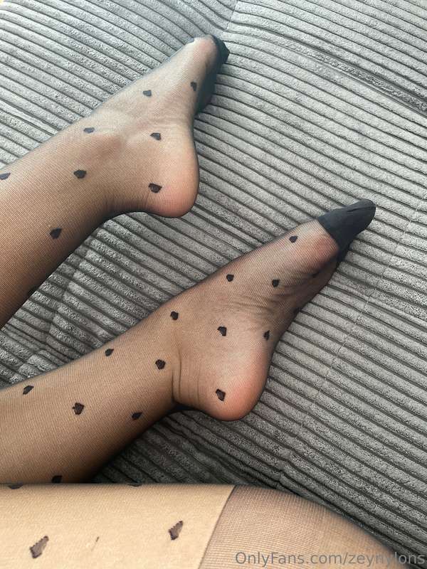 Zeynylons - Onlyfans - 26 Feb, 2025
