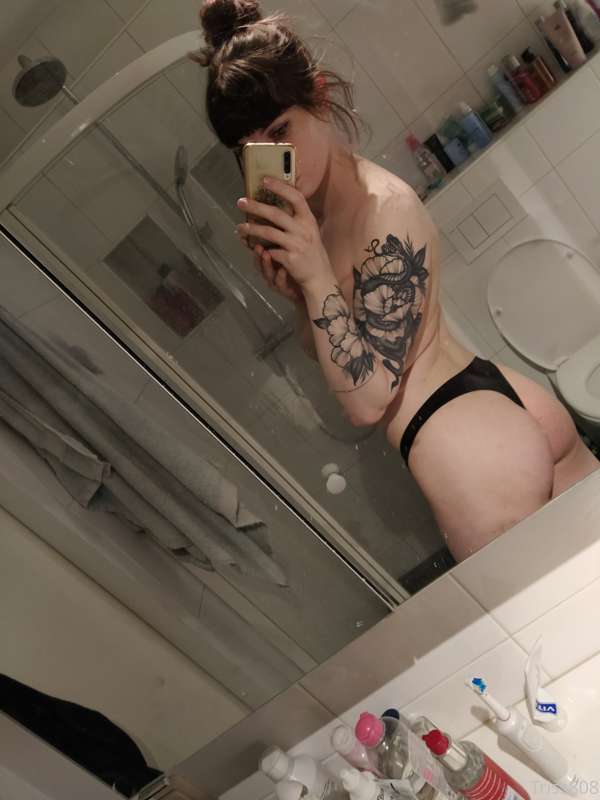 Hii everyone ;>

Hope you're all doing well!  ❤️

For today .. 9